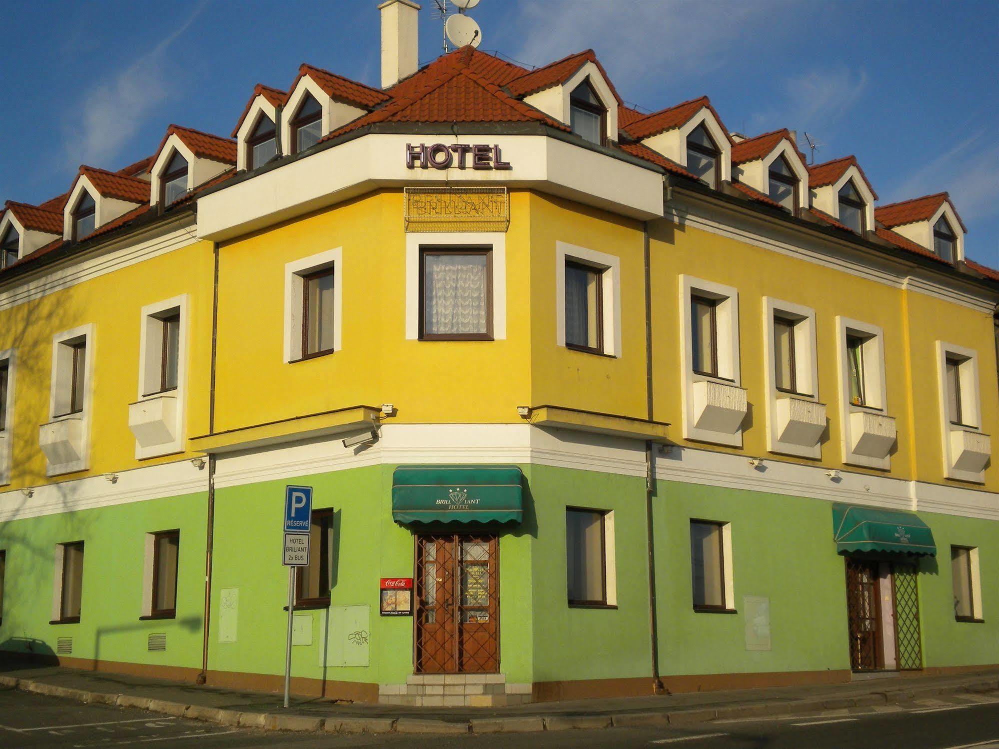 Hotel Brilliant Прага Екстериор снимка